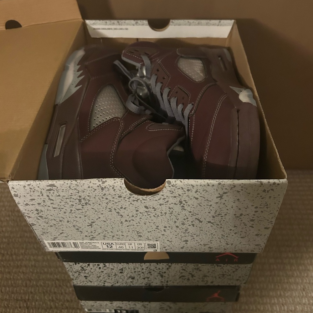 Jordan 5 burgundy size 12